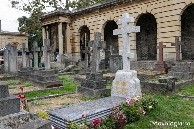 (Foto) Mormântul mitropolitului Antonie Bloom