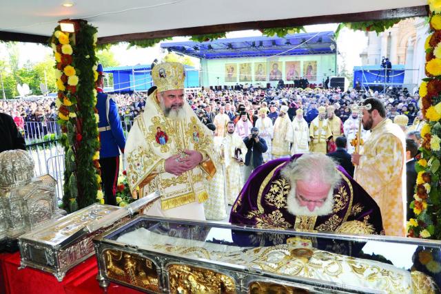 (Foto) Părintele Patriarh Daniel – biografie în imagini la împlinirea celor 70 de ani