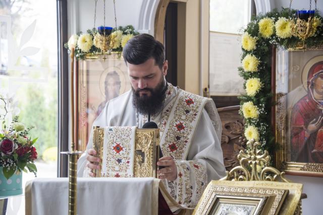 (Foto) Hram la singura parohie din Iași ce-l are ca ocrotitor pe Sfântul Apostol și Evanghelist Luca