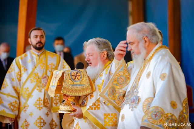 (Foto) Sărbătoarea Sfântului Dimitrie cel Nou la Patriarhie – 2021
