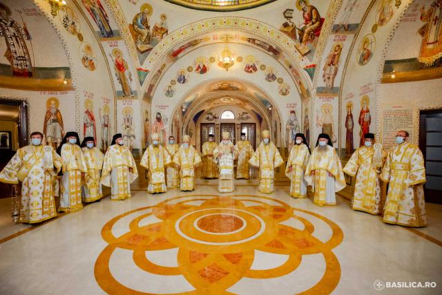 (Foto) Sărbătoarea Sfântului Dimitrie cel Nou la Patriarhie – 2021