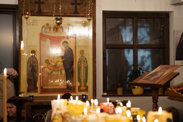 (Foto) Taina Sfântului Maslu, în parohia româneasă din Esbjerg, Regatul Danemarcei