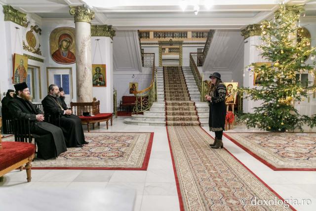 (Foto) Prof. Harasim Rodica – Colindători la Reședința Mitropolitană 2021
