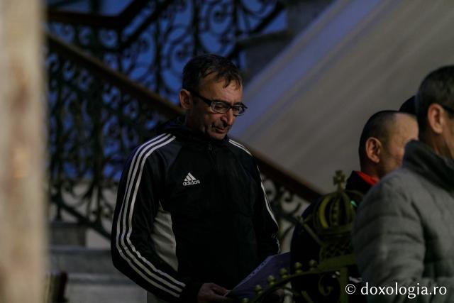 (Foto) Echipa „Meșterul Manole” – Colindători la Reședința Mitropolitană 2021