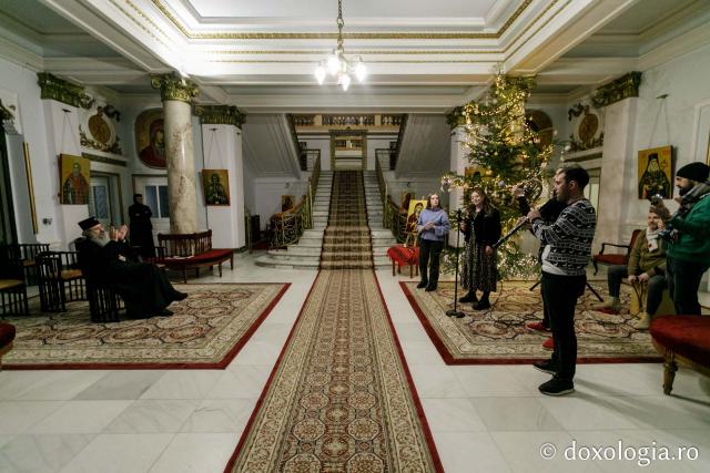 (Foto) Santa`s Band – Colindători la Reședința Mitropolitană 2021