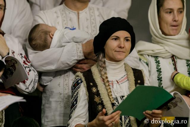 (Foto) Parohia Tălpălari – Colindători la Reședința Mitropolitană 2021