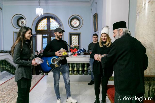 (Foto) Santa Band – Colindători la Reședința Mitropolitană 2021