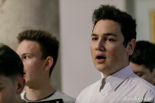 (Foto) ATOR Pașcani – Colindători la Reședința Mitropolitană 2021