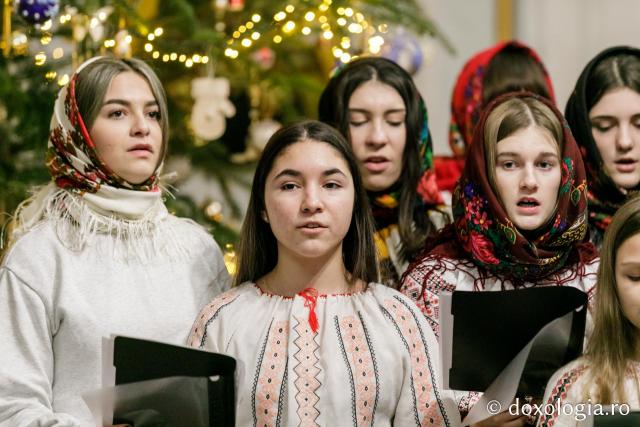(Foto) ATOR Pașcani – Colindători la Reședința Mitropolitană 2021