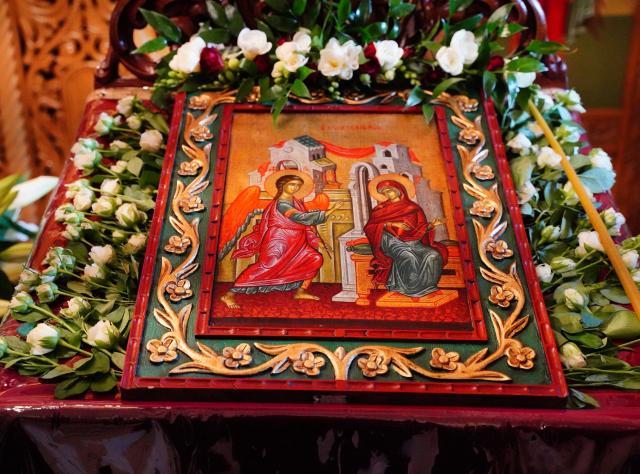 (Foto) Slujire arhierească la Mănăstirea Sihăstria Putnei, de Praznicul Bunei Vestiri