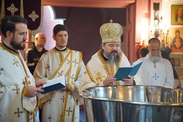(Foto) Sfinții Împărați Constantin și Elena, cinstiți în Parohia românească din Göteborg