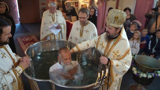 (Foto) Sfinții Împărați Constantin și Elena, cinstiți în Parohia românească din Göteborg