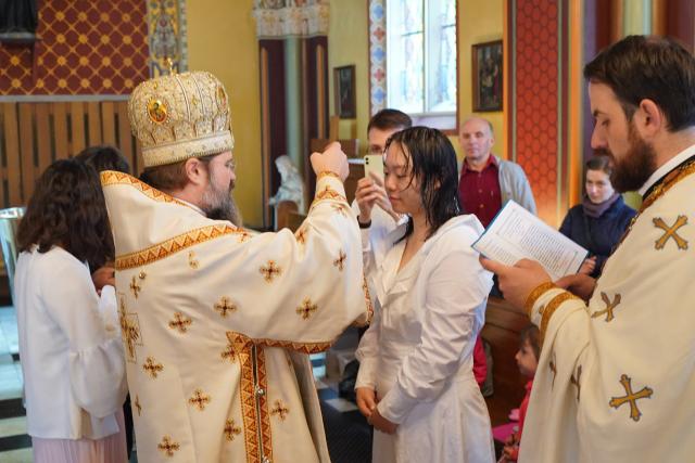(Foto) PS Macarie a botezat o tânără chinezoaică în Paraclisul Episcopal din Copenhaga