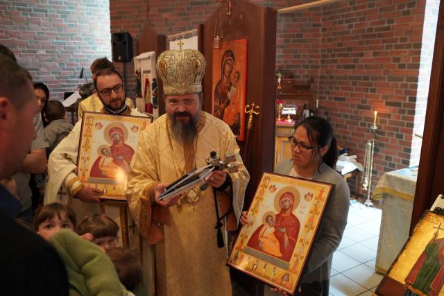 (Foto) PS Părinte Macarie, în vizită pastorală la comunităţile româneşti din Norvegia
