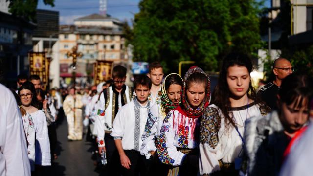 (Foto) Tinerețe și jertfă – voluntarii Sfântului Ioan cel Nou #HramSuceava2022