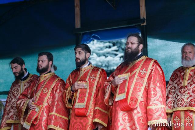 (Foto) Sărbătoarea Sfintei Mari Mucenițe Chiriachi la Catedrala Episcopală din Huși – 7 iulie 2022