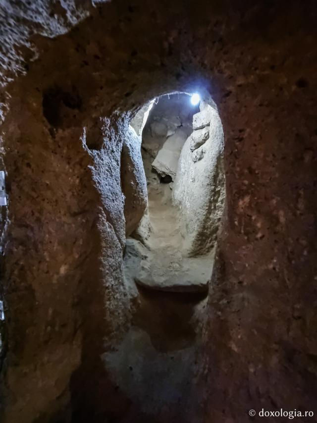 (Foto) Oraşul subteran Kaymakli din Cappadocia