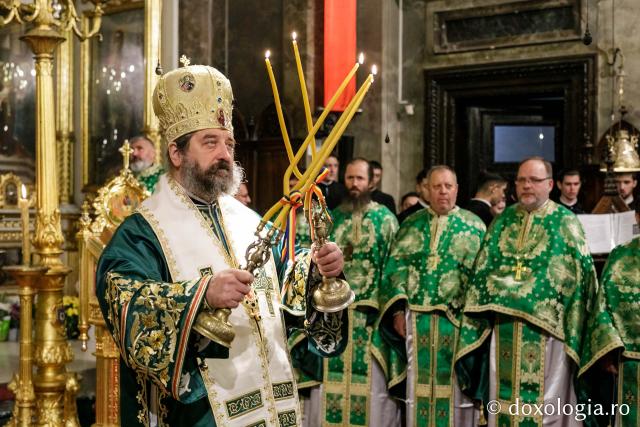 (Foto) Liturghie arhiereasca la Catedrala Mitropolitană din Iași în cea de-a patra zi de pelerinaj