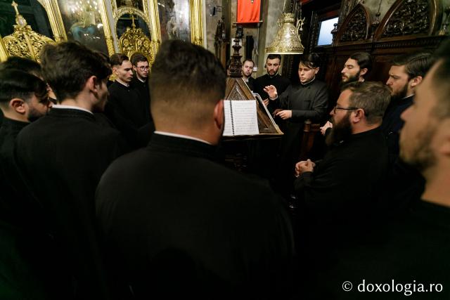 (Foto) Priveghere în cinstea Sfinților Simeon Noul Teolog și Grigorie Palama