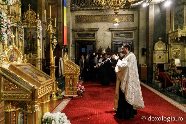 (Foto) Priveghere în cinstea Sfântului Mare Mucenic Gheorghe și a Sfântului Ierarh Iosif cel Milostiv