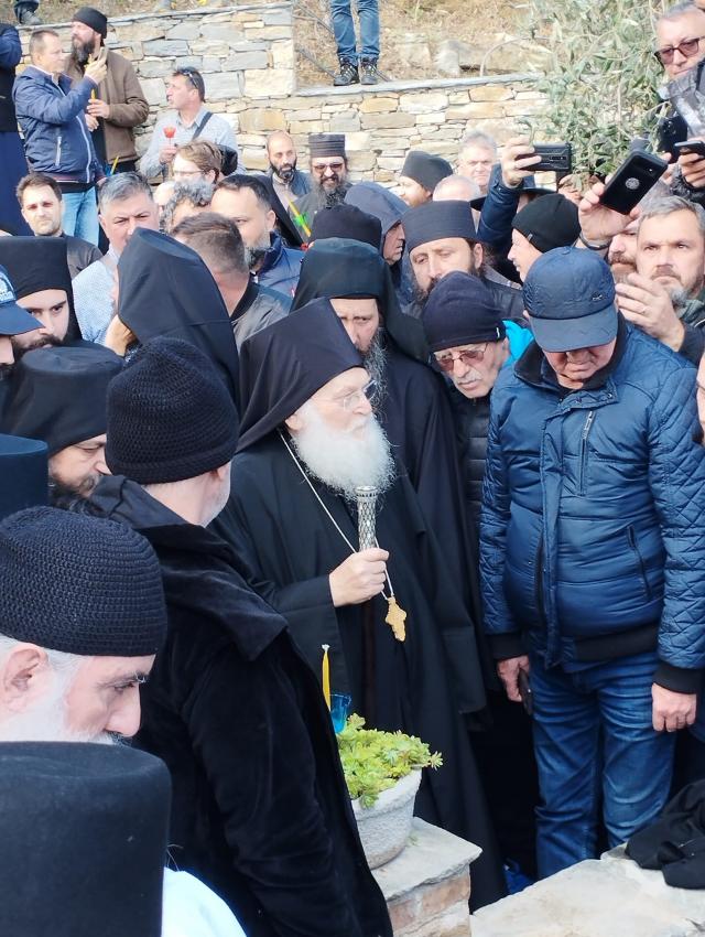 (Foto) Deshumarea Părintelui Dionisie de la Colciu – 17 noiembrie 2022