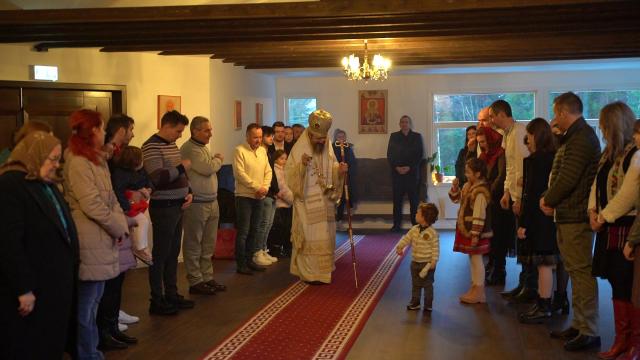 (Foto) Nașterea Domnului, prăznuită la Paraclisul Episcopal din Bergen