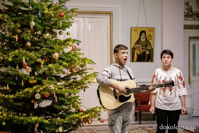 (Foto) Grup colindători - Boiciuc George – Colindători la Reședința Mitropolitană 2022