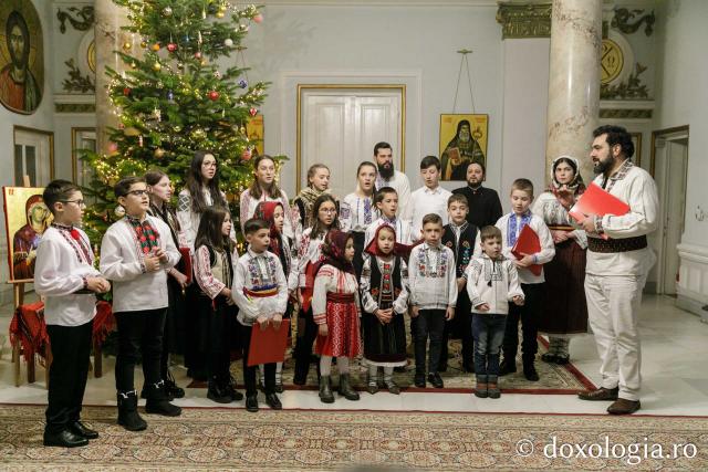 (Foto) Mini Byzantion – Colindători la Reședința Mitropolitană 2022