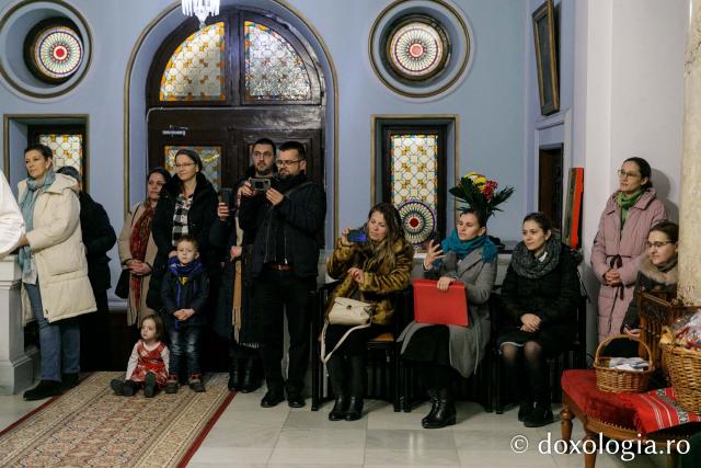 (Foto) Mini Byzantion – Colindători la Reședința Mitropolitană 2022