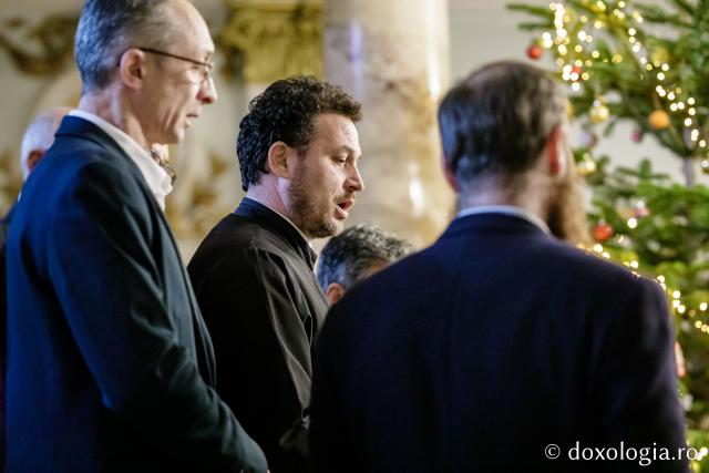 (Foto) Parohia Bârnova – Colindători la Reședința Mitropolitană 2022