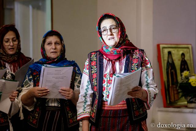(Foto) Parohia Ciurea – Colindători la Reședința Mitropolitană 2022