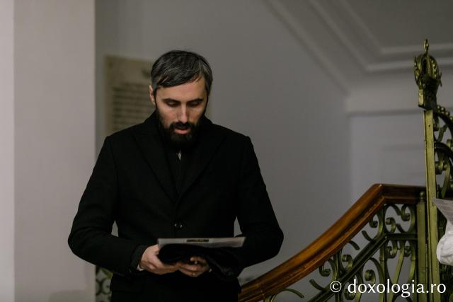 (Foto) Parohia Isaia – Colindători la Reședința Mitropolitană 2022