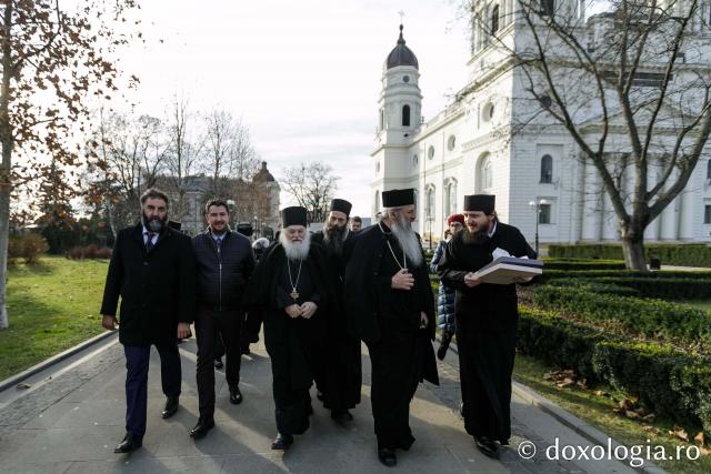 (Foto) Vizita părintelui Efrem Vatopedinul în Moldova a ajuns la final