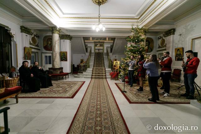 (Foto) Santa`s Band – Colindători la Reședința Mitropolitană 2022