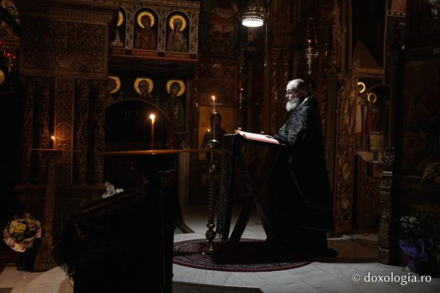 (Foto) „Doamne, Doamne, deschide-ne nouă!”: Denia din Sfânta și Marea Marți, la Mănăstirea Pângărați