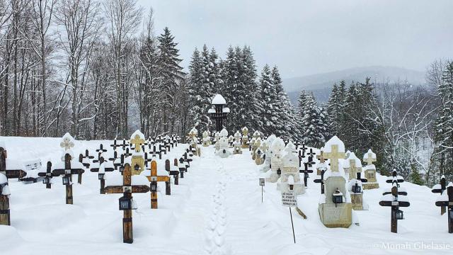 (Foto) Peisaj de iarnă în luna aprilie la Mănăstirea Sihăstria
