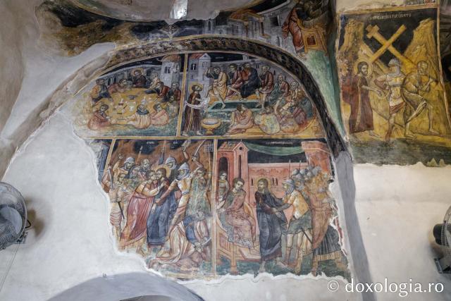 (Foto) Clipe de răgaz în fața frescelor din biserica bizantină „Sfânta Paraschevi” din Paphos