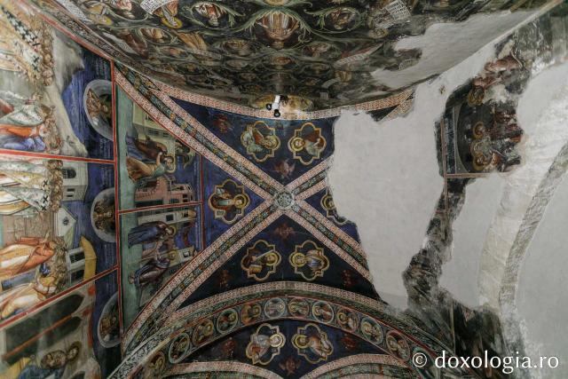 (Foto) Popas la Mănăstirea Sfântul Ioan Lampadistis din Cipru