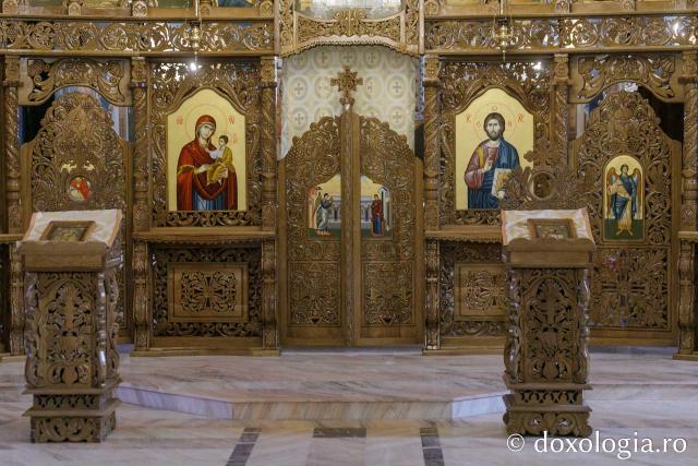 Biserica „Sfinții Împărați Constantin și Elena” din localitatea Mironeasa în așteptarea veșmântului de sfințire / Foto: pr. Silviu Cluci Biserica din Mironeasa