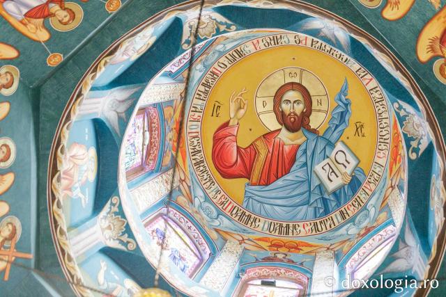 Biserica „Sfinții Împărați Constantin și Elena” din localitatea Mironeasa în așteptarea veșmântului de sfințire / Foto: pr. Silviu Cluci fresca bisericii din Mironeasa