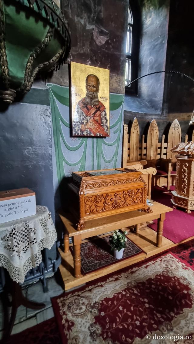 Moaștele Sfântului Grigorie Teologul - Mănăstirea Slatina