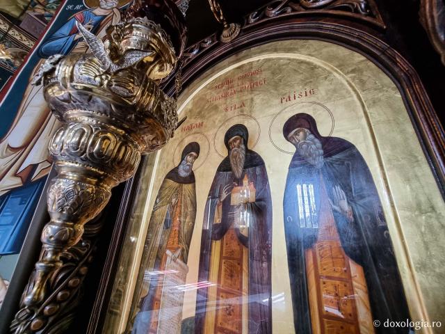 Sfinții Civiosi Sila, Paisie și Natan - Biserica „Izvorul Tămăduirii” de la Mănăstirea Sihăstria Putnei