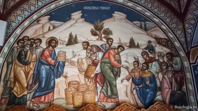 Înmulțirea pâinilor - Biserica „Buna Vestire” de la Mănăstirea Sihăstria Putnei