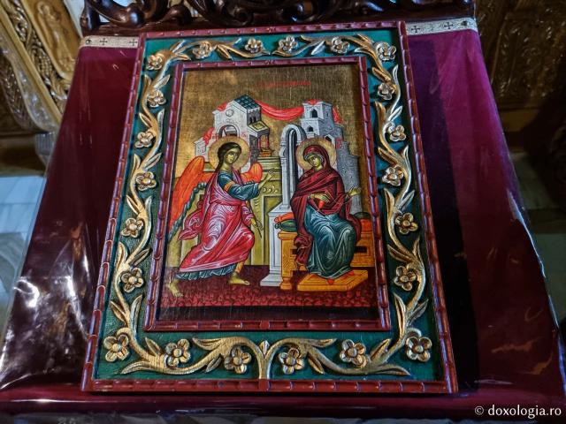 Icoana Bunei Vestiri - Biserica „Buna Vestire” de la Mănăstirea Sihăstria Putnei