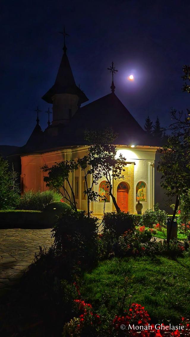 Biserica veche Mănăstirii Sihăstria
