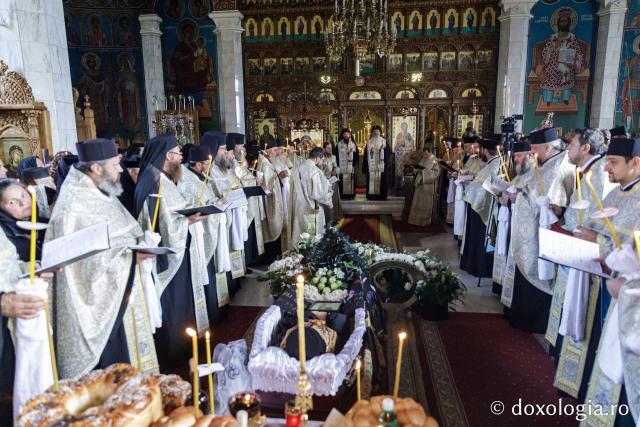 Slujba de înmormântare a ieroschimonahului Simeon Zaharia de la Mănăstirea Sihăstria