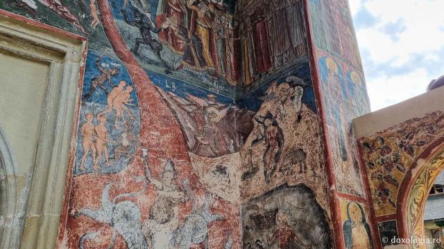 Frescă exterioară - Mănăstirea Moldovița