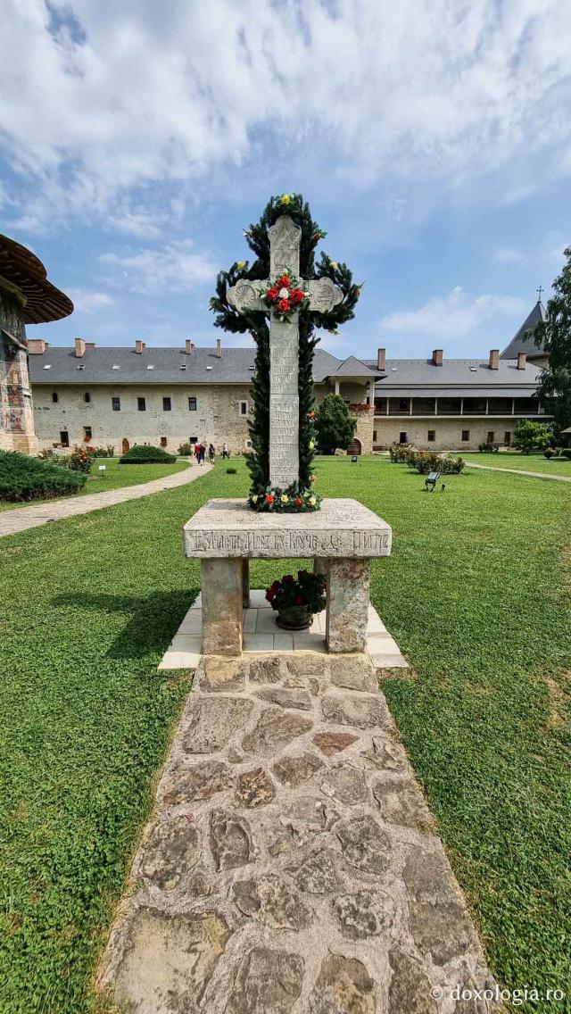 Cruce - Mănăstirea Sucevița