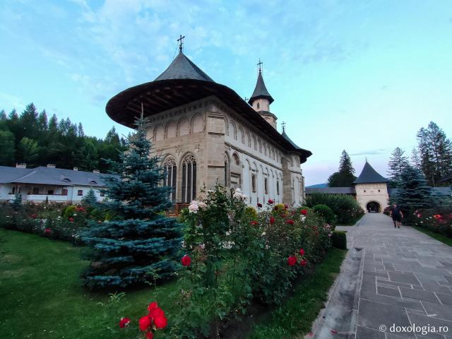Biserica Mănăstirii Putna – prima ctitorie a Sfântului Ștefan cel Mare