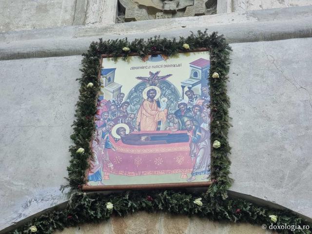 Adormirea Maicii Domnului - Mănăstirea Putna – prima ctitorie a Sfântului Ștefan cel Mare